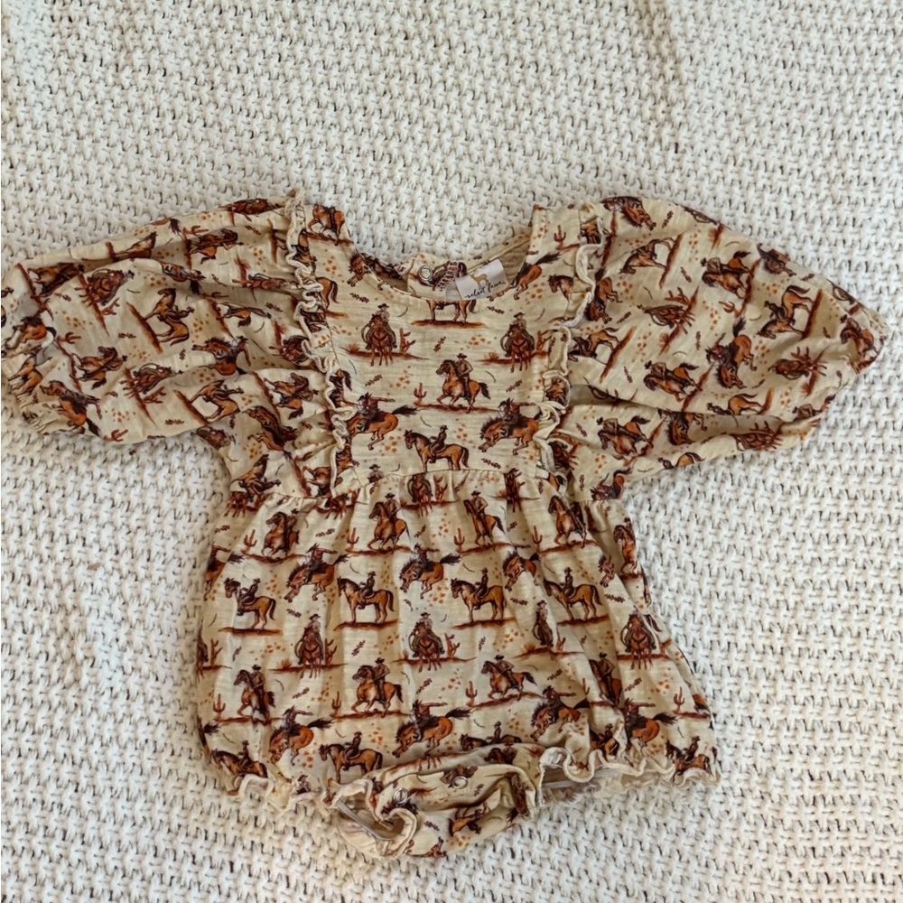 Velvet Fawn Cowboy Print Bubble Romper – Size 18–24M 🤎🐎